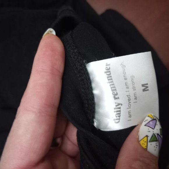 Black Cropped T-Shirt - Picture 3 of 3